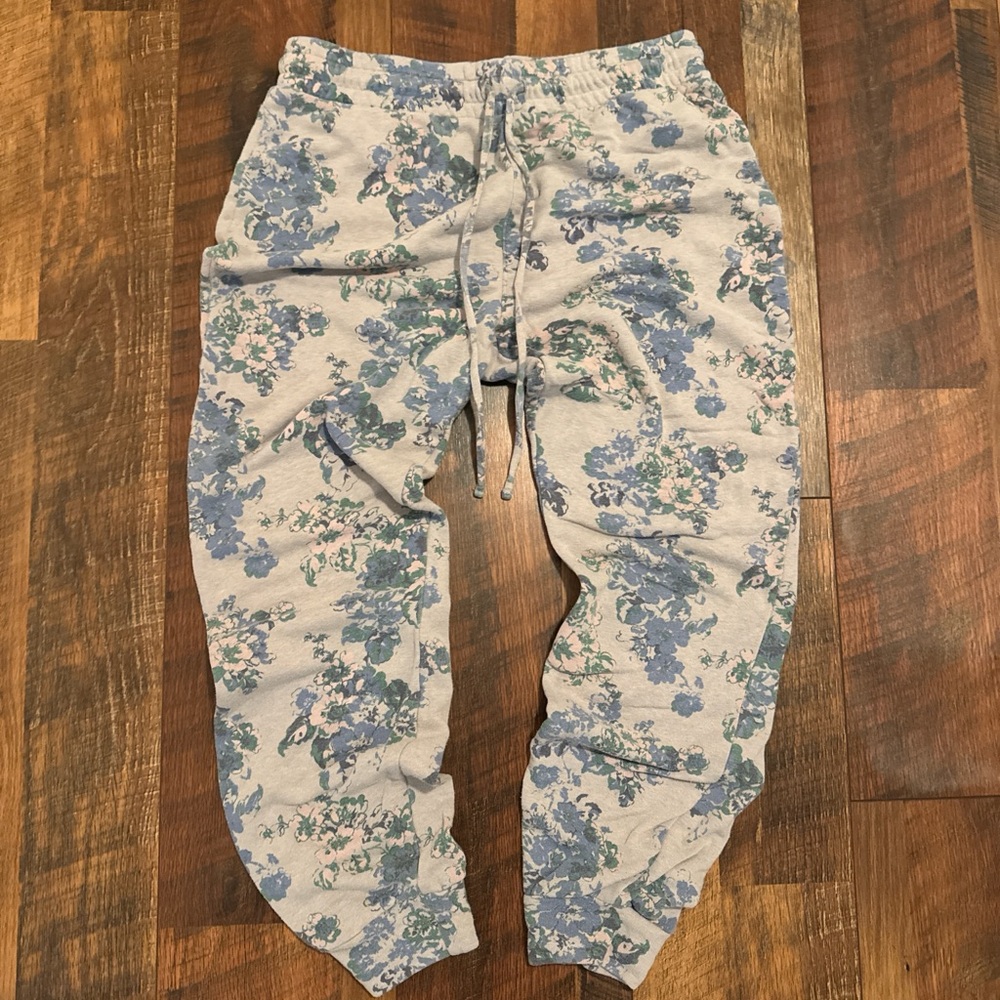 LC Lauren Conrad Light Gray Garment